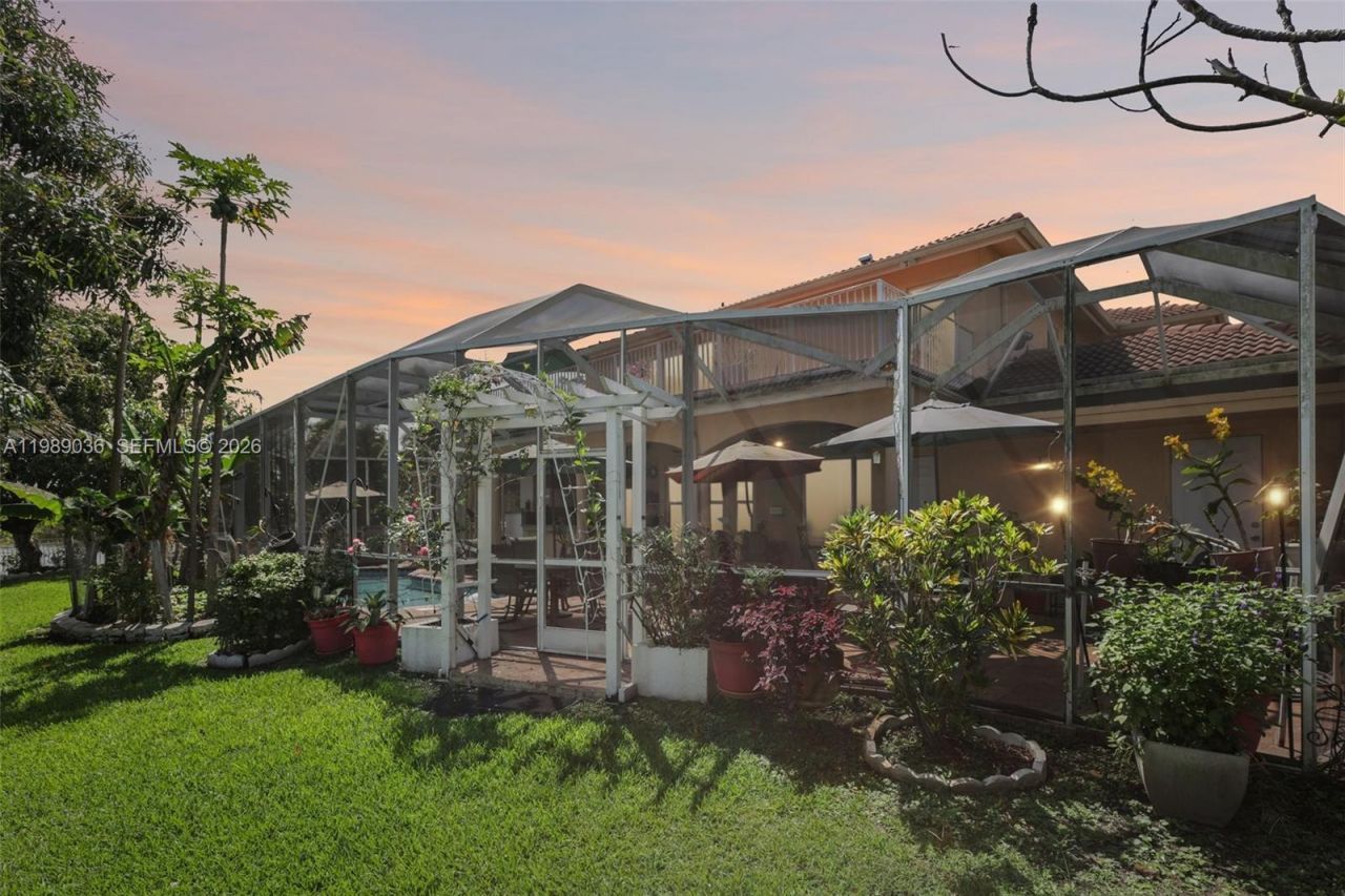 17211 SW 12th St, Pembroke Pines, FL 33029 Photo