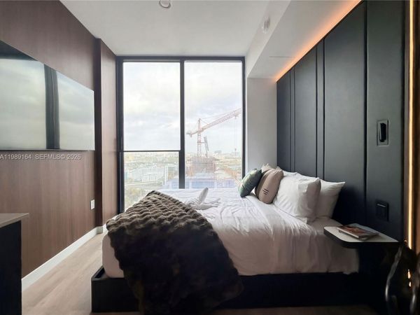 20 NE 11th St, Unit 4803A, Miami, FL 33132