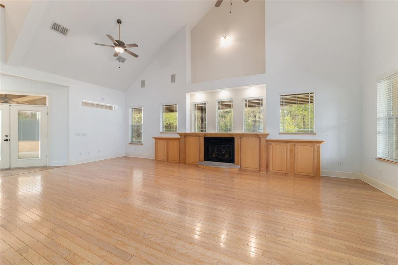 16638 N Highway 329, Reddick, FL 32686 Photo