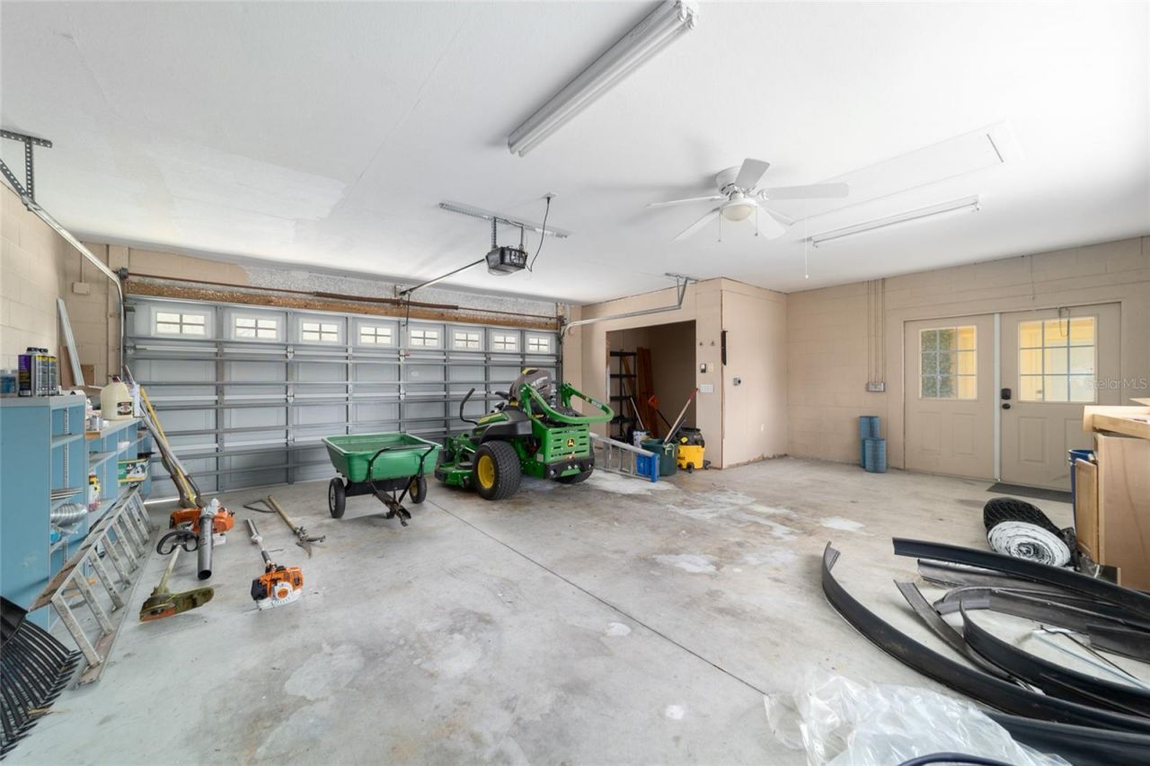 16638 N Highway 329, Reddick, FL 32686 Photo