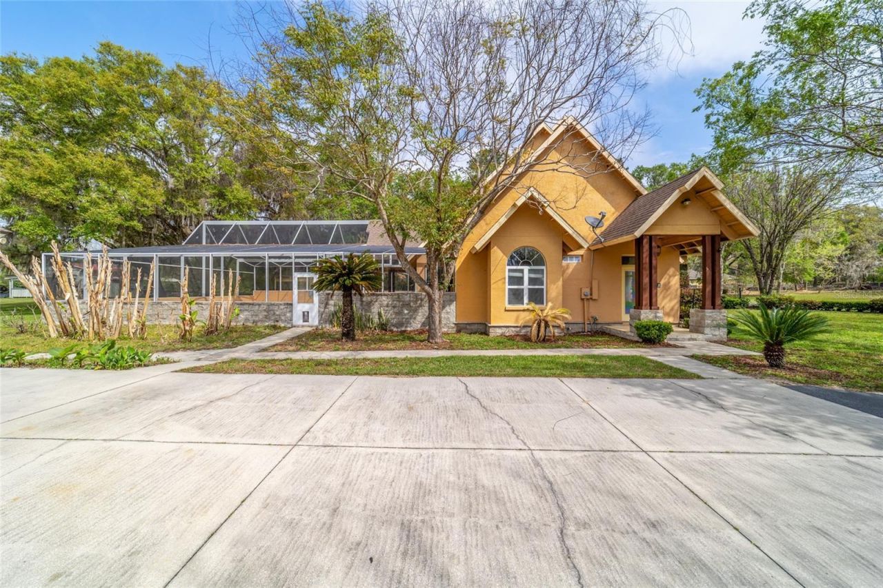 16638 N Highway 329, Reddick, FL 32686 Photo