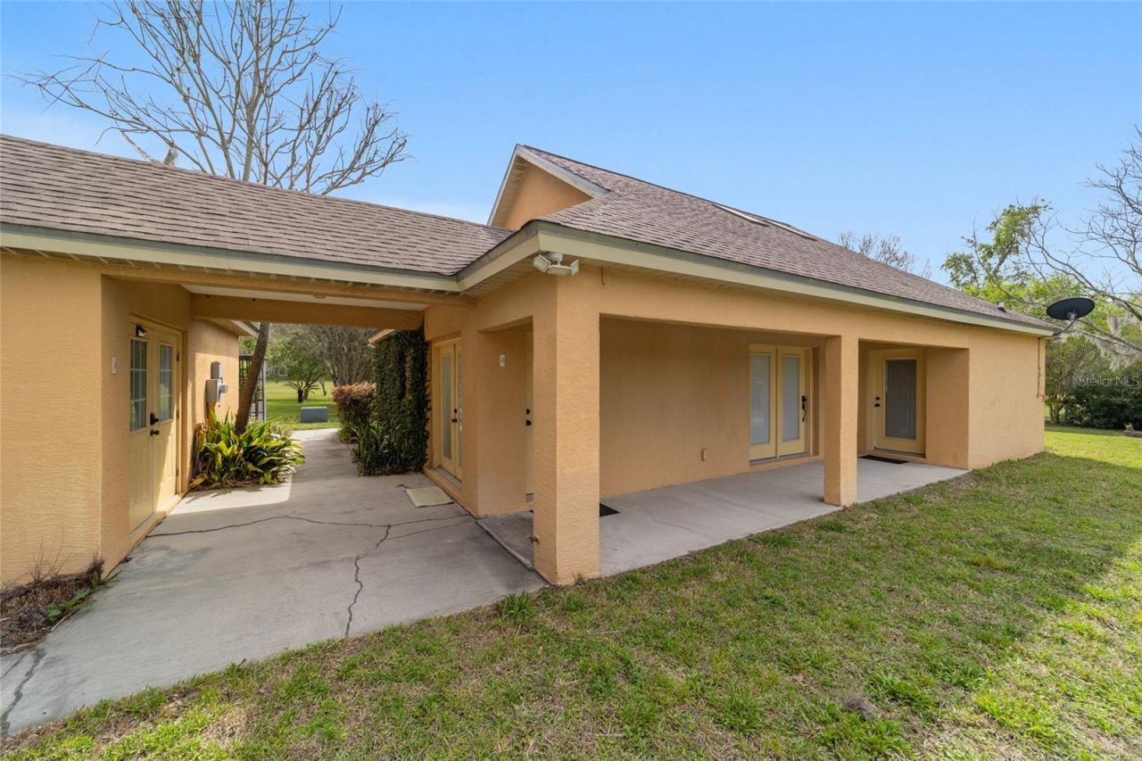 16638 N Highway 329, Reddick, FL 32686 Photo