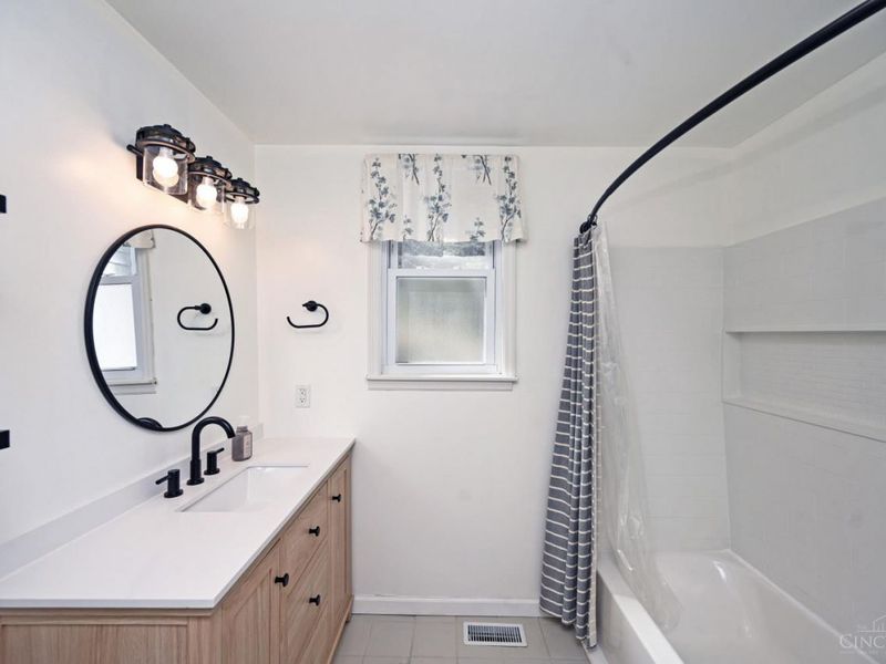 7061 Clough, Anderson Twp, OH 45244 Photo 13