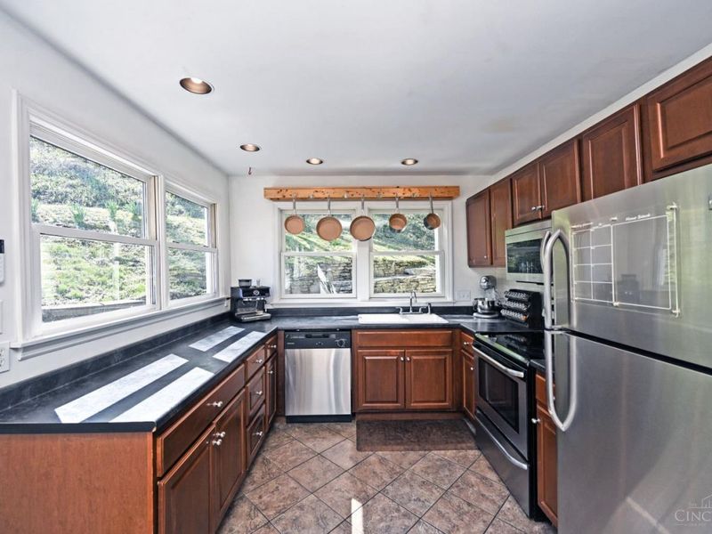 7061 Clough, Anderson Twp, OH 45244 Photo 8