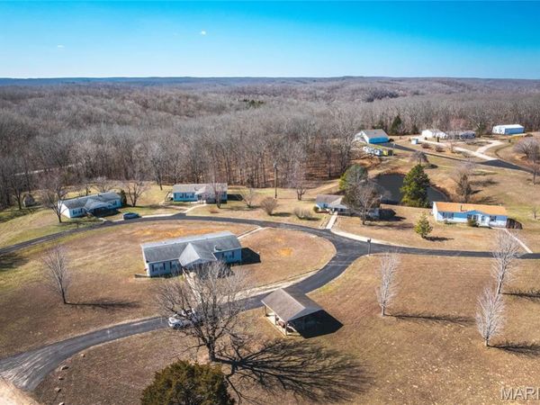 11553 BCR 834 , Marble Hill, MO 63764