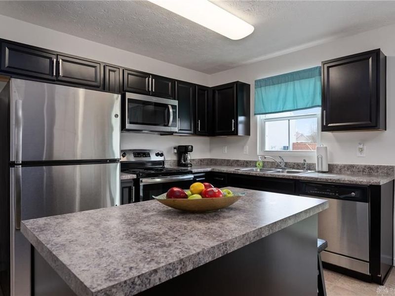 2516 Jenny Marie Drive, Xenia, OH 45385 Photo 7