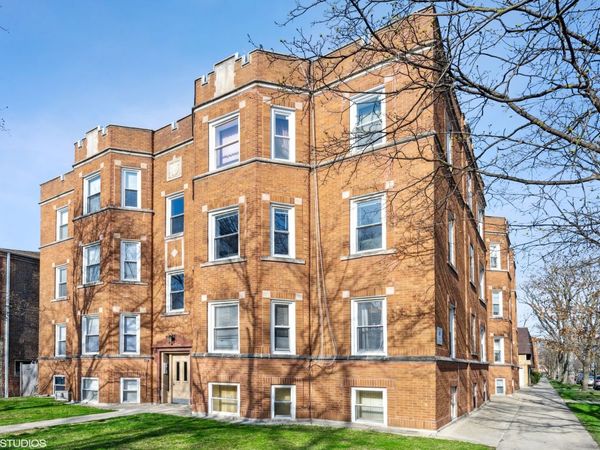 6301 N Richmond Street, Unit 2, Chicago, IL 60659