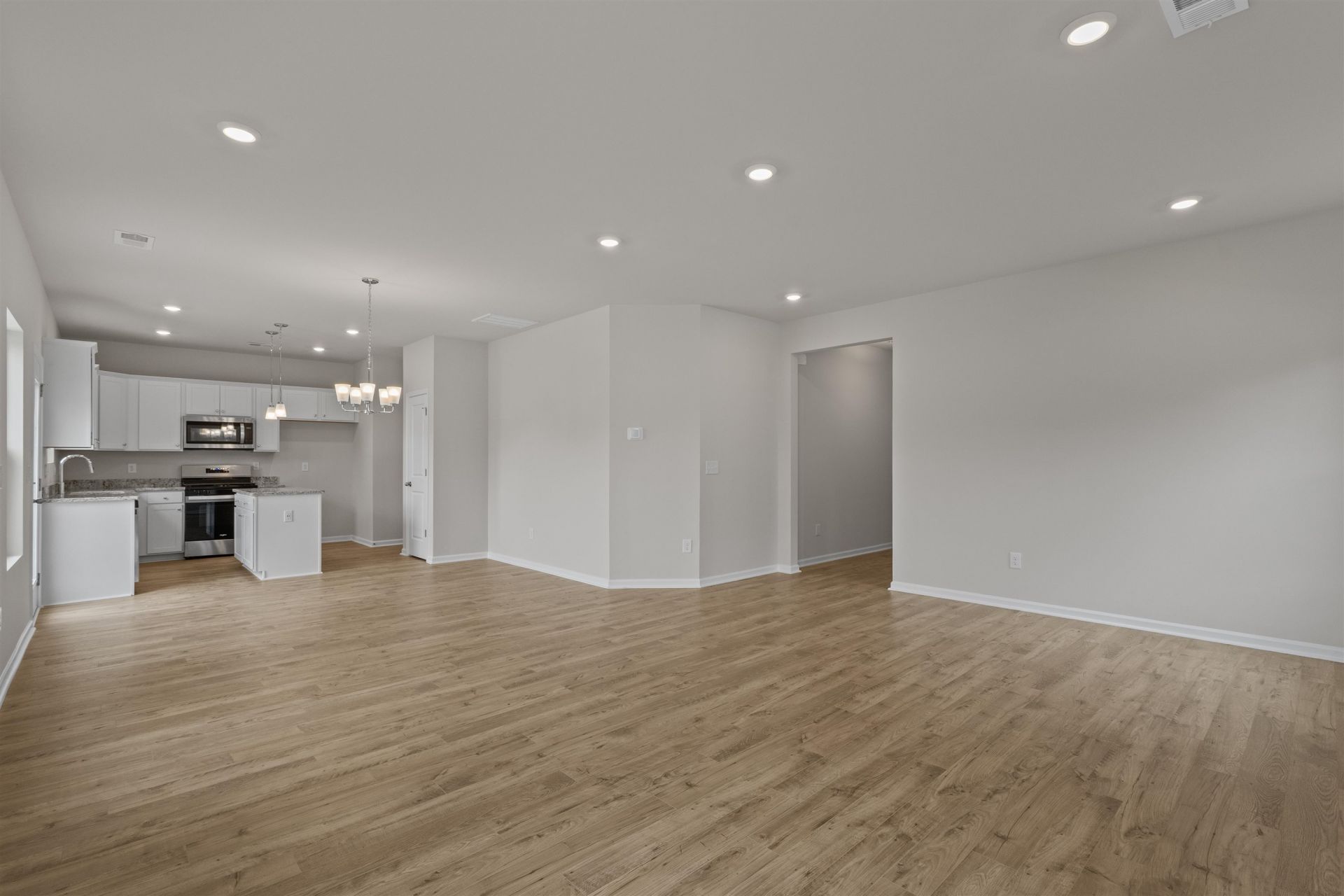 2458 Campton Loop Photo 10