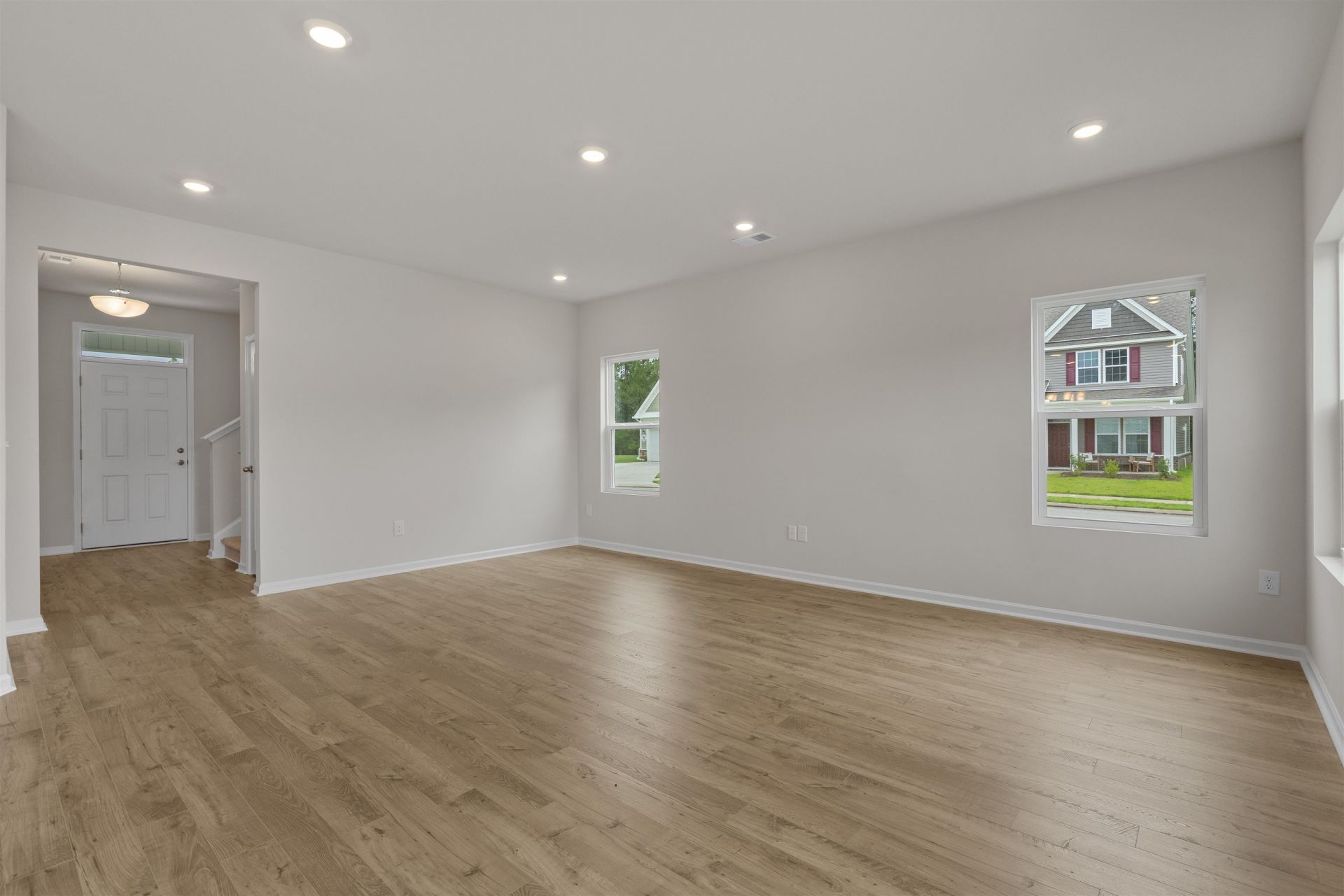 2458 Campton Loop Photo 11