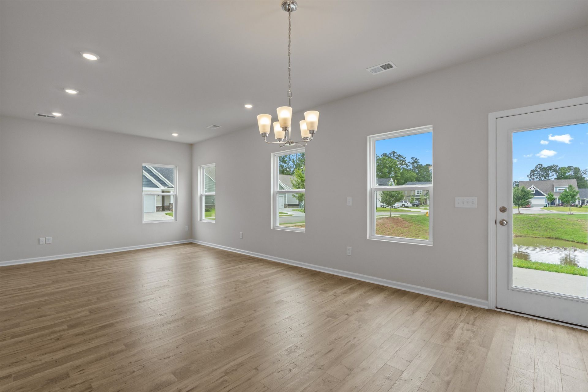 2458 Campton Loop Photo 13