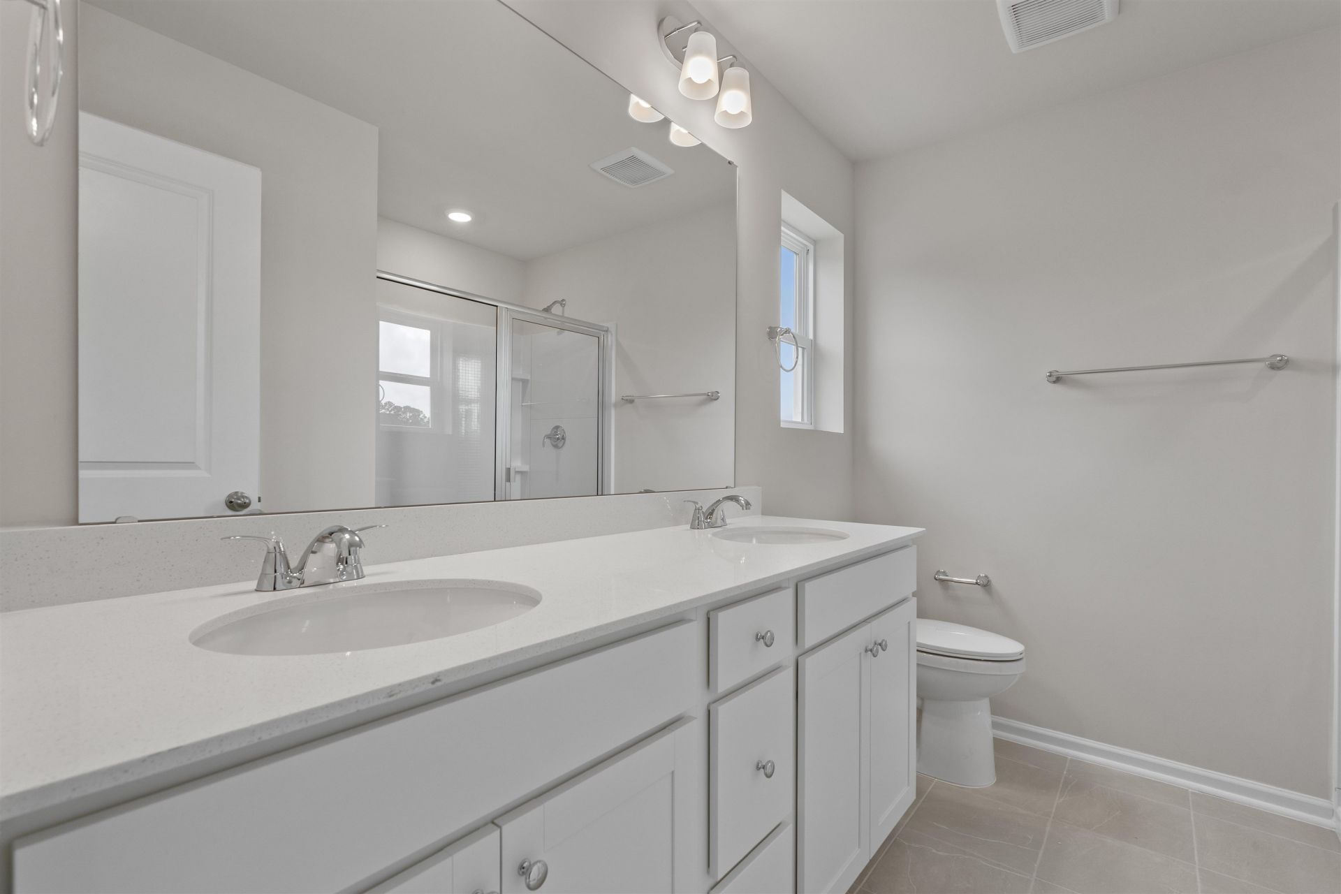 2458 Campton Loop Photo 21