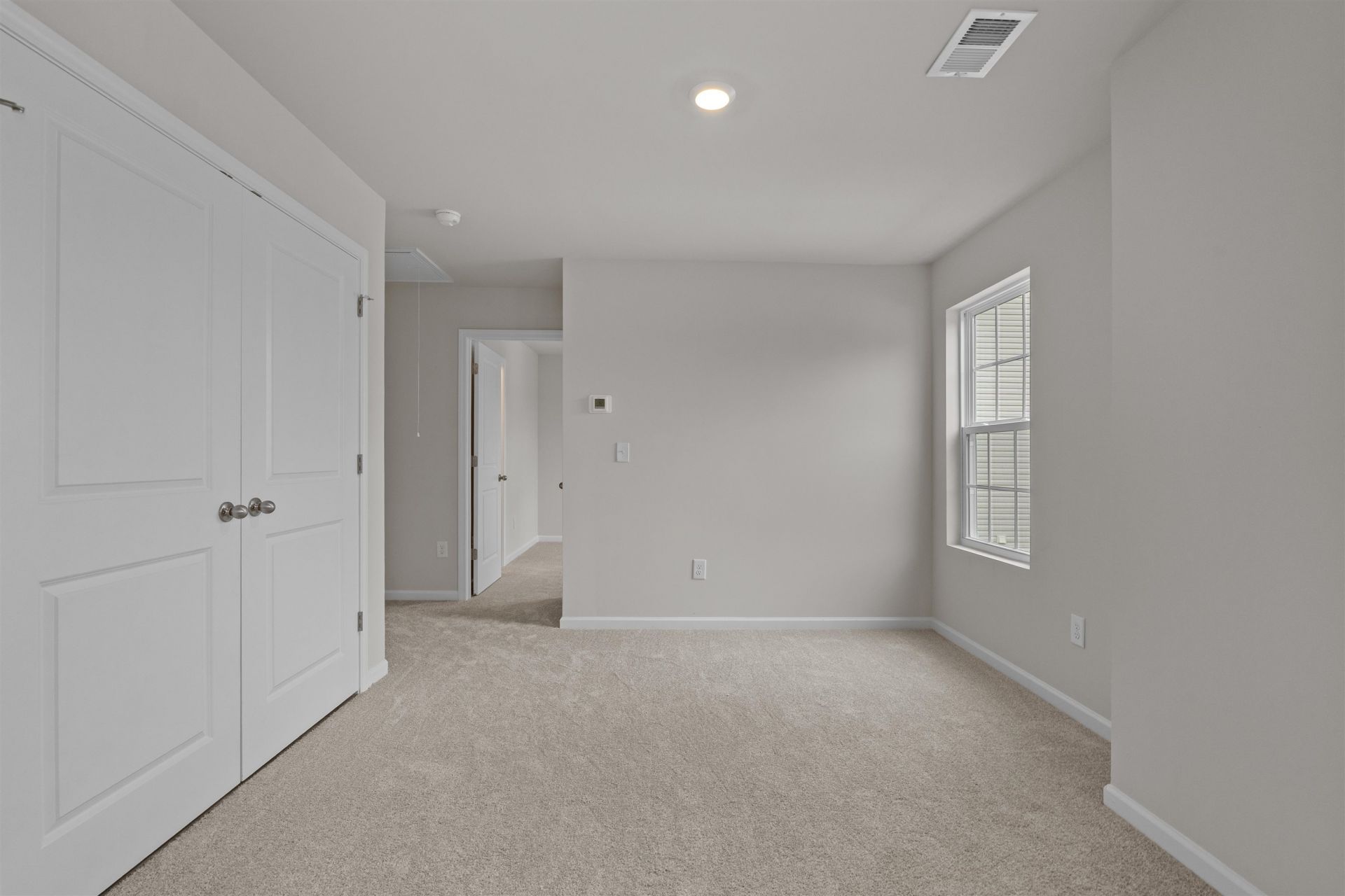 2458 Campton Loop Photo 29