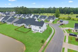 2458 Campton Loop photo 4