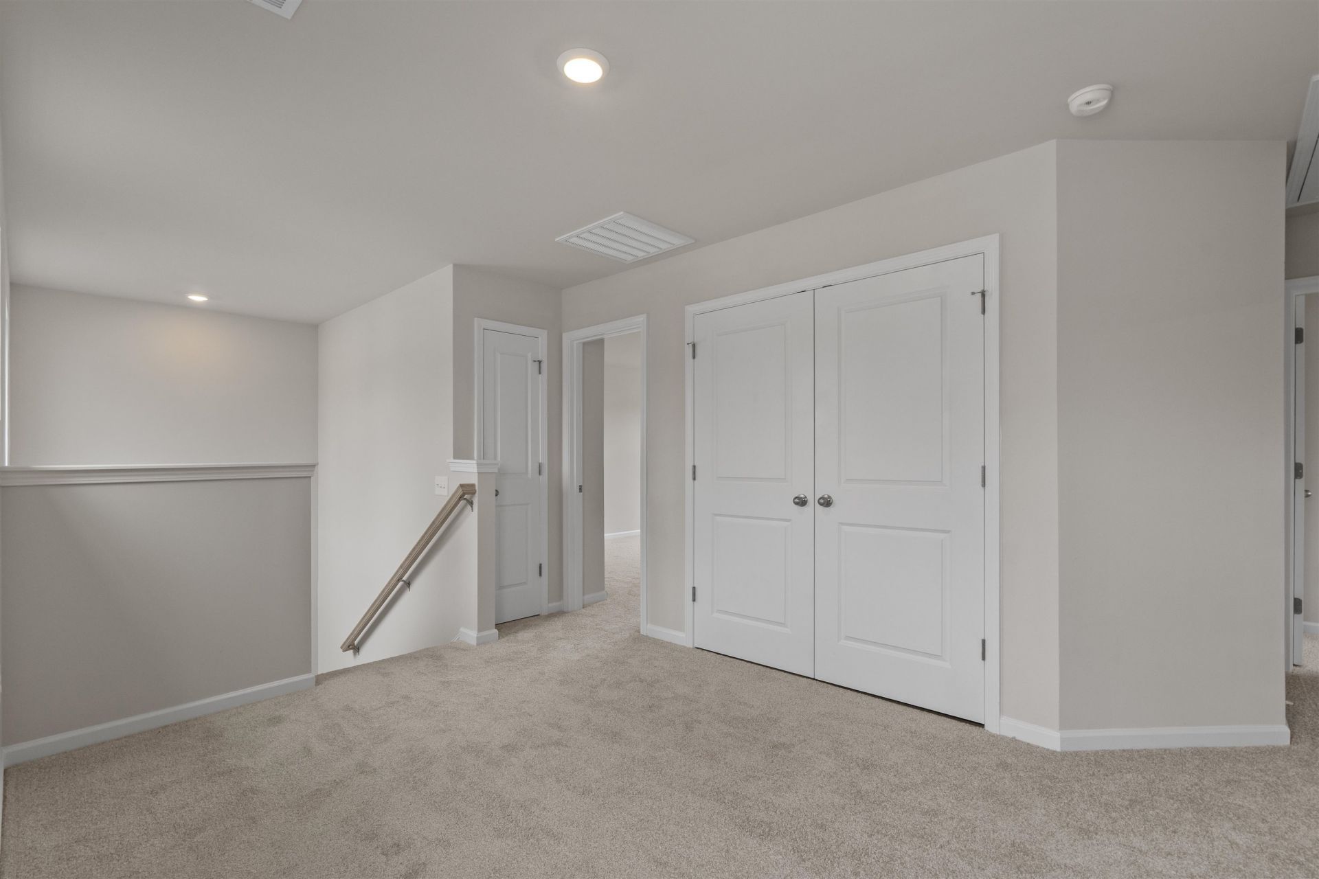 2458 Campton Loop Photo 30
