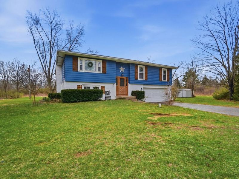 290 Ginghamsburg Road, Tipp City, OH 45371 Photo 2