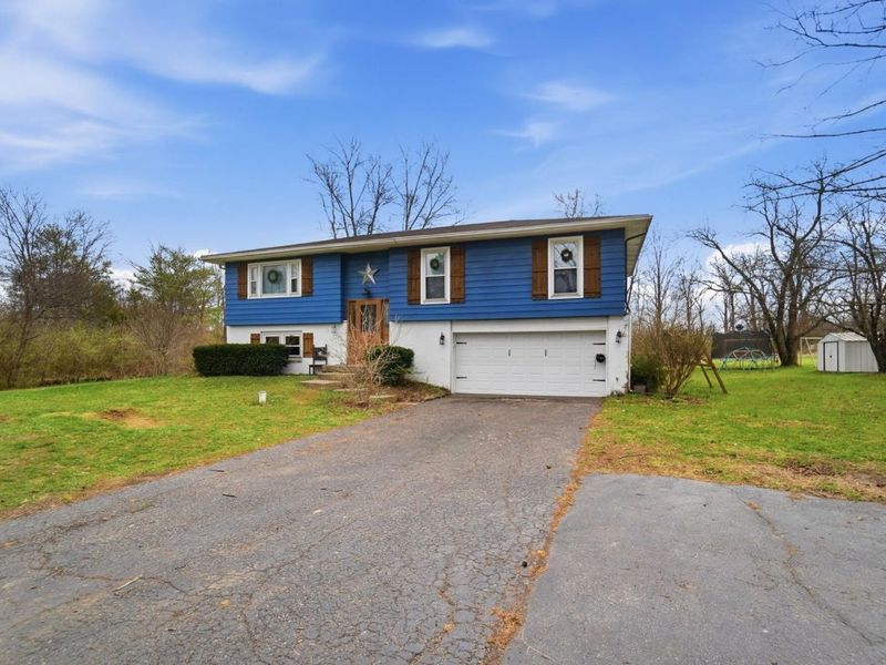 290 Ginghamsburg Road, Tipp City, OH 45371 Photo 3