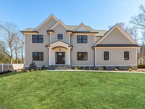 1822 North Gate, Scotch Plains, NJ 07076