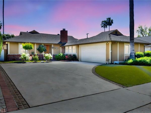 13922 Cohasset Street, Van Nuys, CA 91405