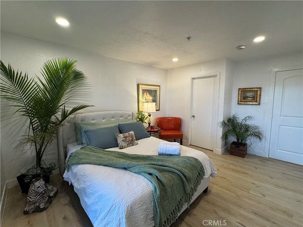 8514 E Baker Hill Road, Unit B, Orange, CA 92869