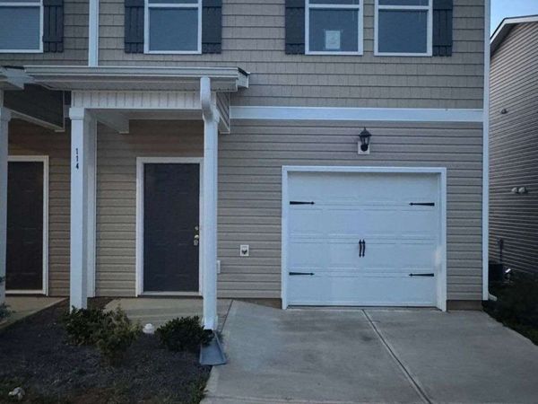 108 Red Oak Trail NW, Milledgeville, GA 31061