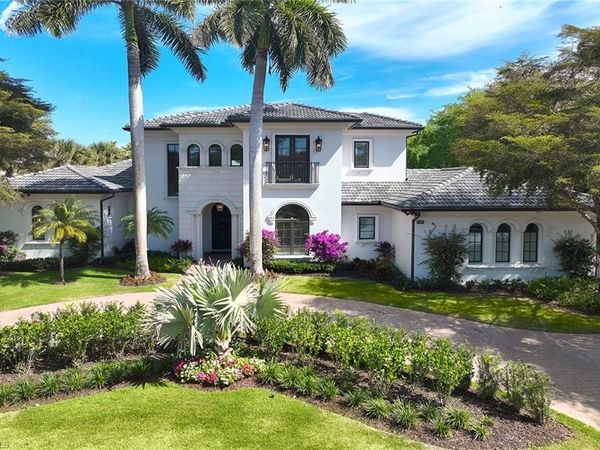 1609 Chinaberry WAY , NAPLES, FL 34105