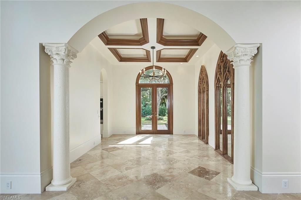 1609 Chinaberry Way, Naples, FL 34105 Photo