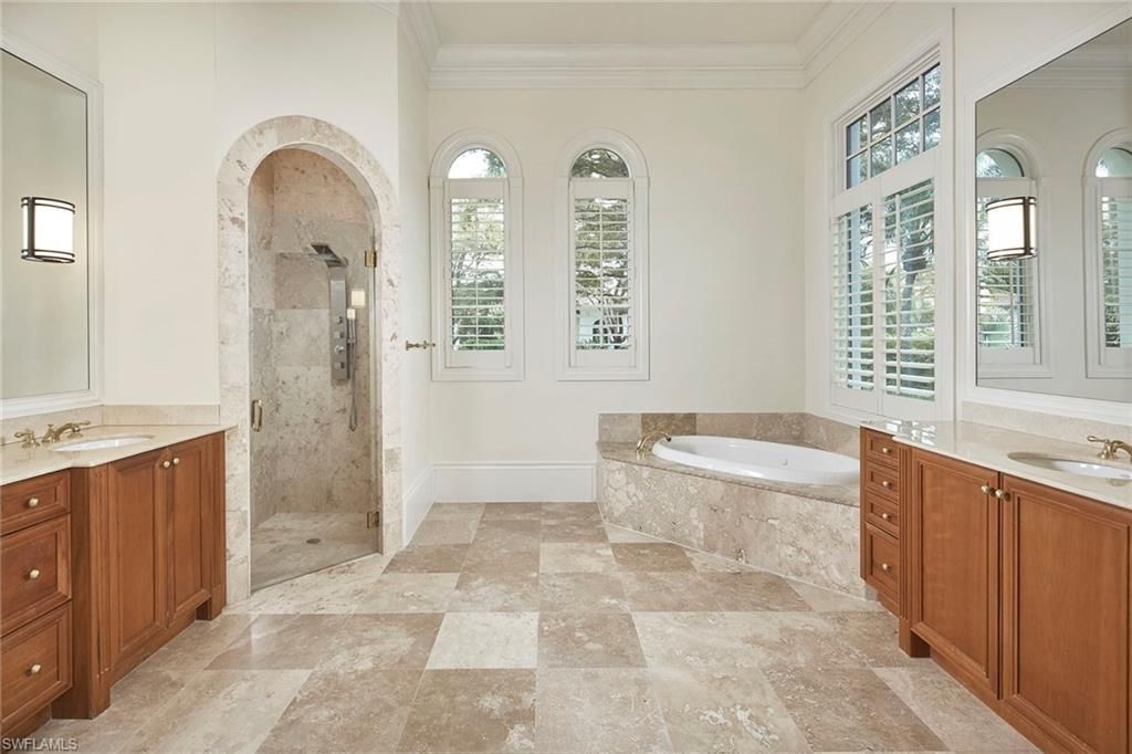 1609 Chinaberry Way, Naples, FL 34105 Photo