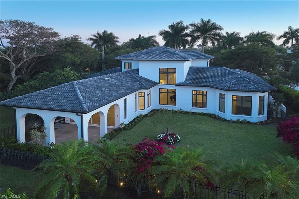 1609 Chinaberry Way, Naples, FL 34105 Photo