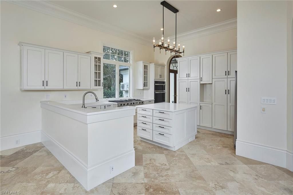 1609 Chinaberry Way, Naples, FL 34105 Photo