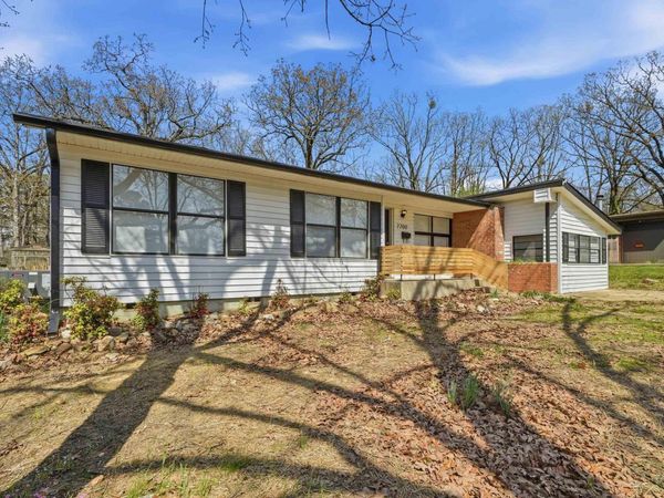 7700 Harmon Drive, Little Rock, AR 72227