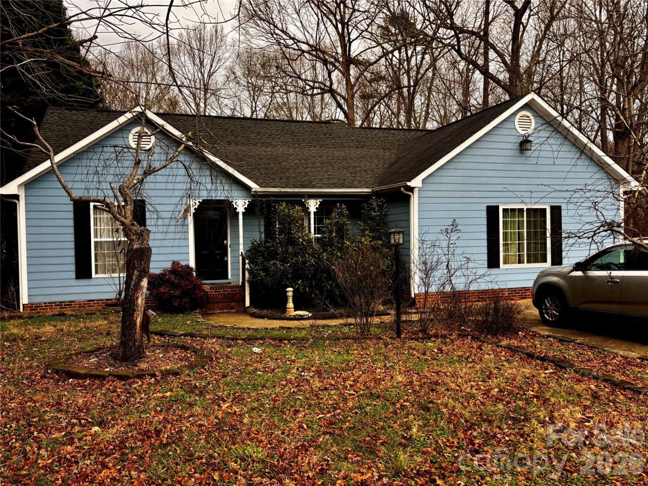 106 Chinaberry Court , Gastonia, NC 28052 Main Photo
