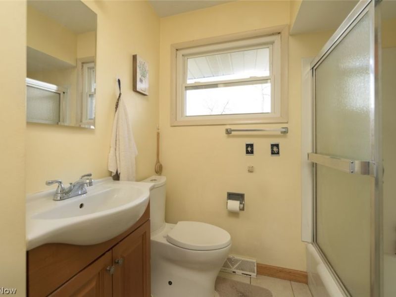 1165 Hampton Road, Kent, OH 44240 Photo 10