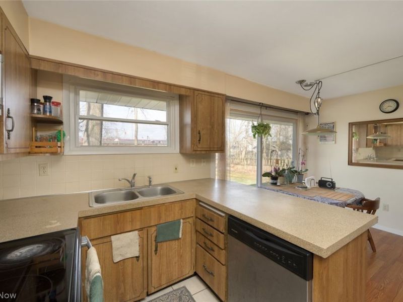 1165 Hampton Road, Kent, OH 44240 Photo 8