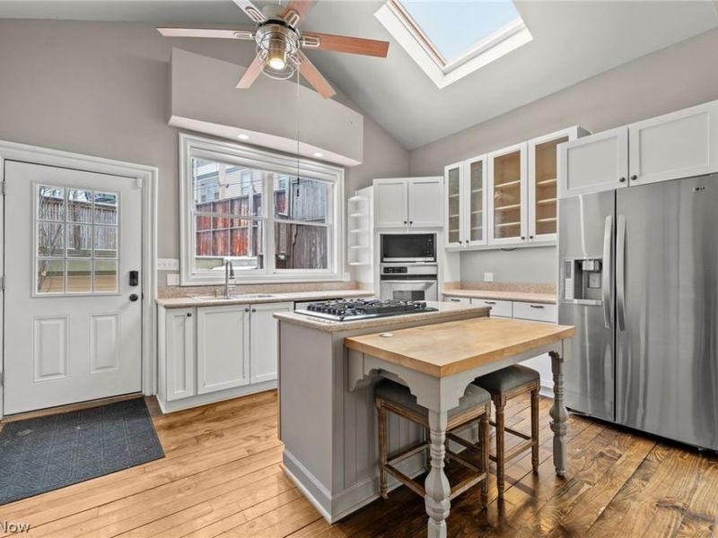 1554 W 29th Street, Cleveland, OH 44113 Photo 19