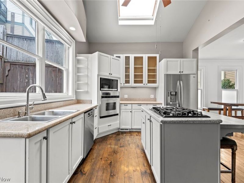 1554 W 29th Street, Cleveland, OH 44113 Photo 20