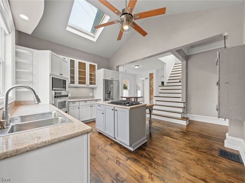 1554 W 29th Street, Cleveland, OH 44113 Photo 21