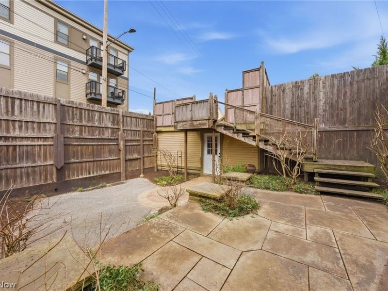 1554 W 29th Street, Cleveland, OH 44113 Photo 36