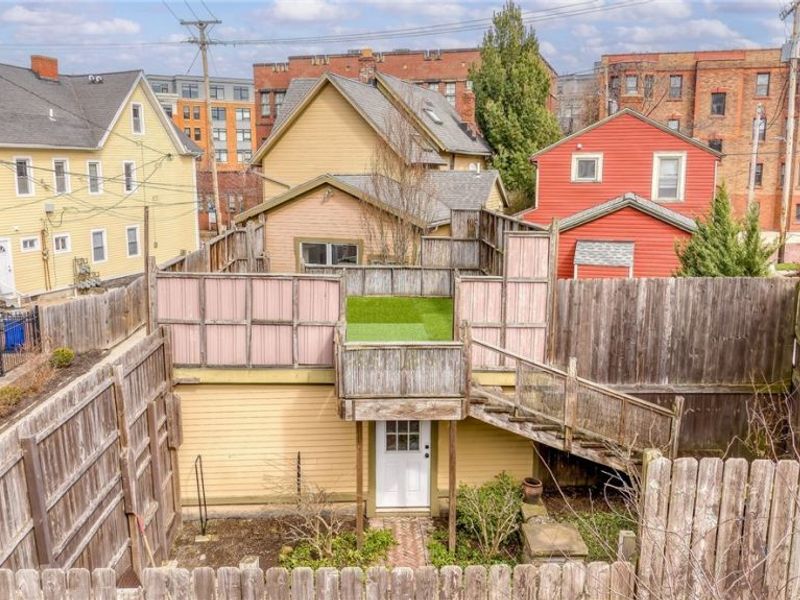 1554 W 29th Street, Cleveland, OH 44113 Photo 4