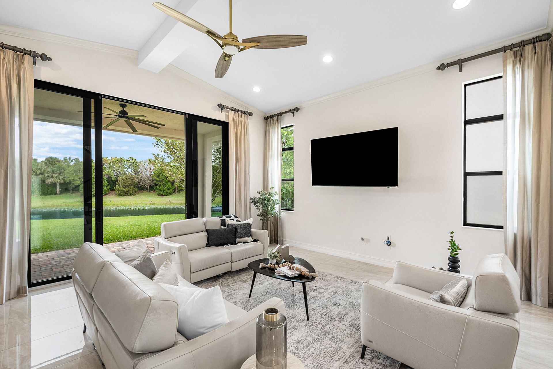 9091 Grand Prix Lane, Boynton Beach, FL 33472 Photo