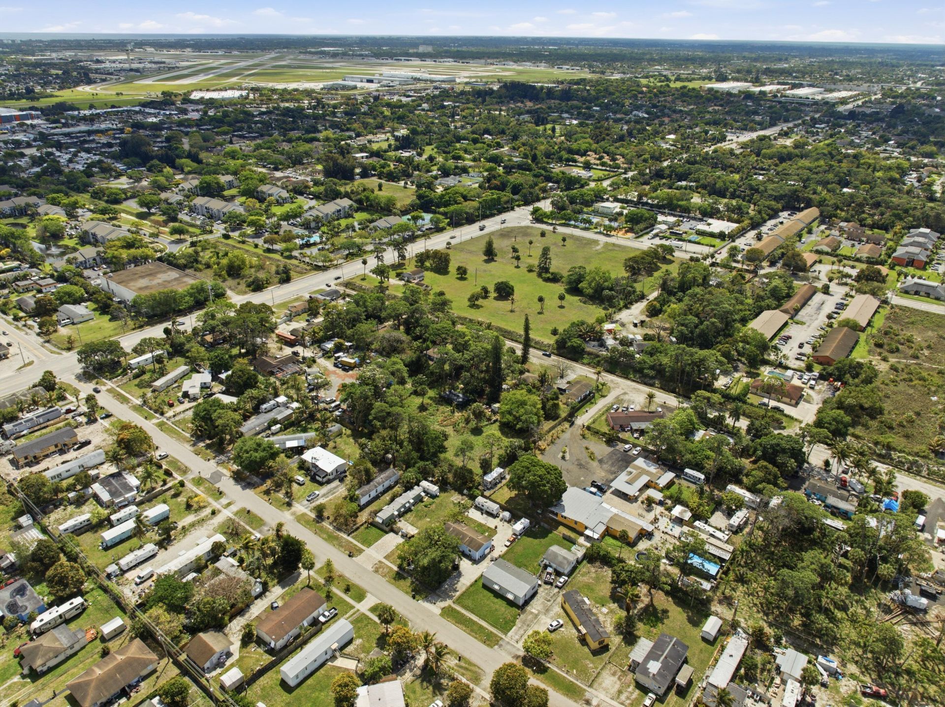 5133 Pine Grove Drive N, West Palm Beach, FL 33417 Photo