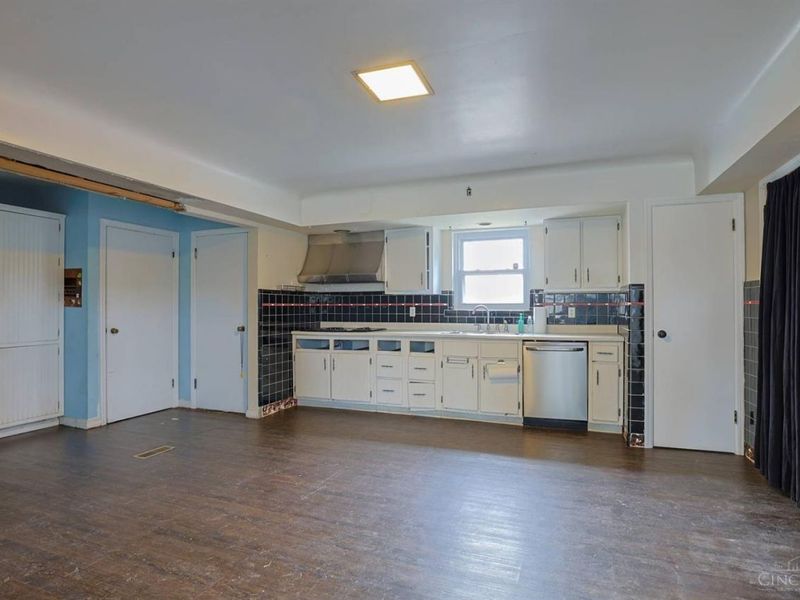 5220 Valley Ridge Road, Green Township, OH 45247 Photo 13