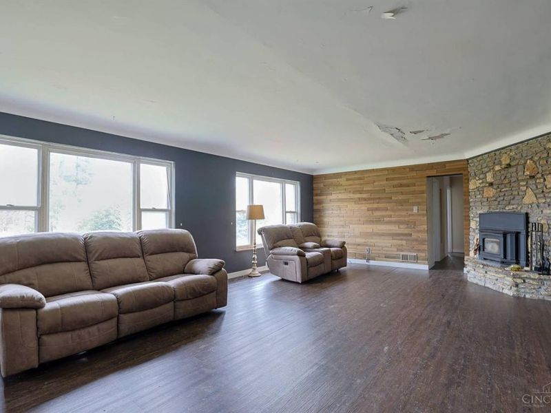 5220 Valley Ridge Road, Green Township, OH 45247 Photo 6