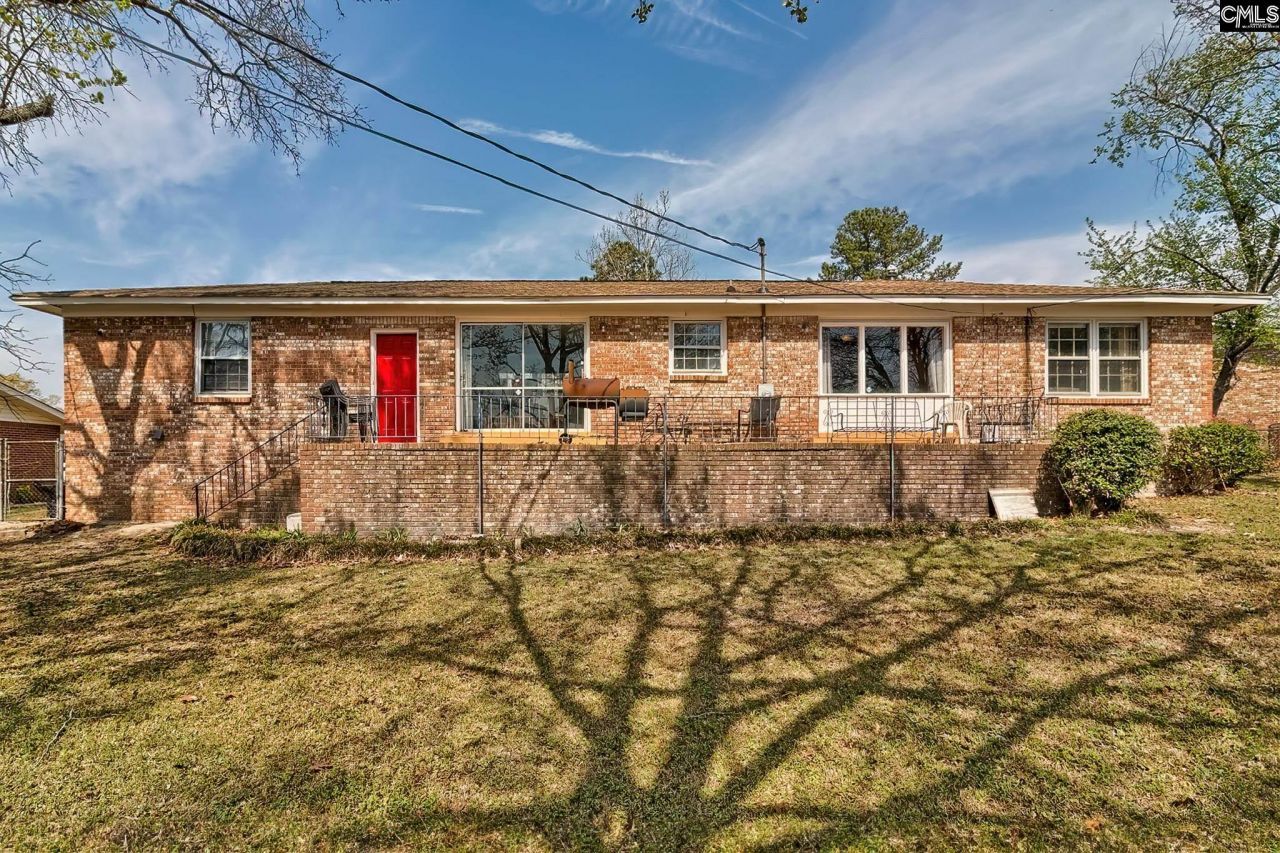 3001 Prestwick Circle Photo 10