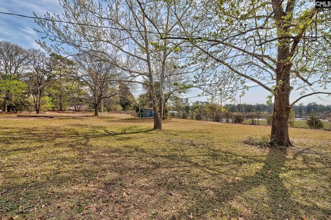 3001 Prestwick Circle Photo 11