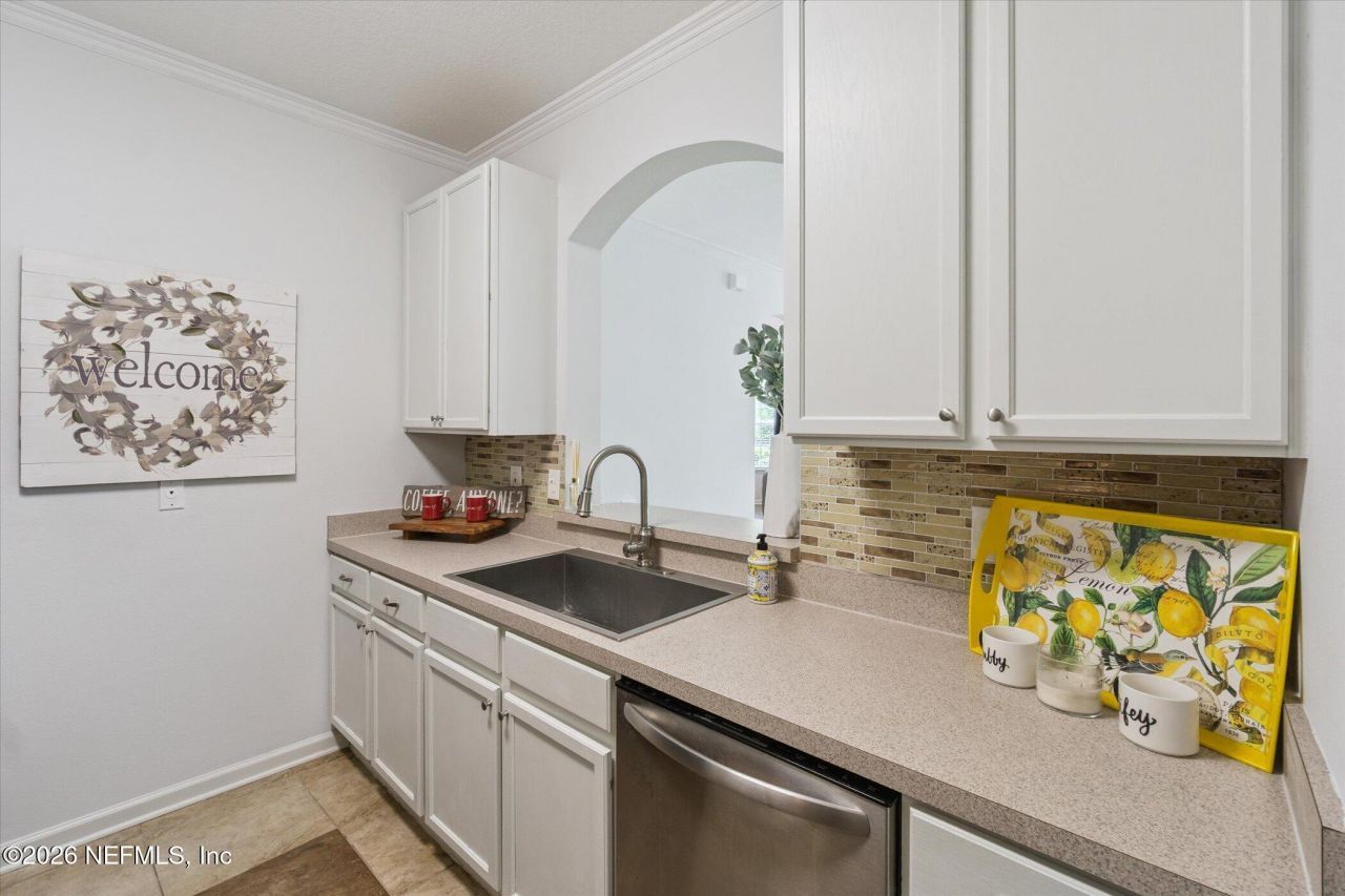 7990 Baymeadows Road E, Unit 201, Jacksonville, FL 32256 Photo
