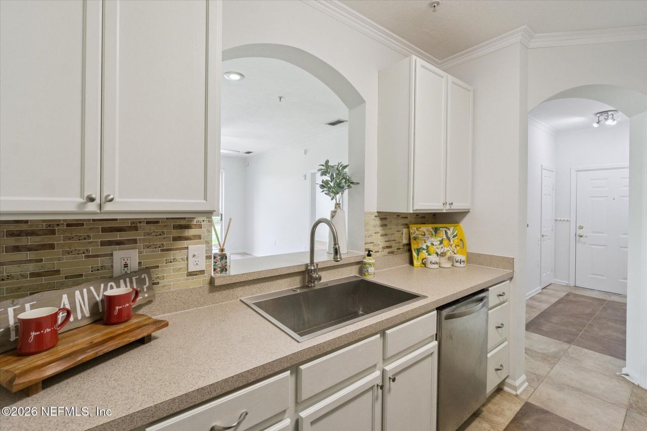 7990 Baymeadows Road E, Unit 201, Jacksonville, FL 32256 Photo