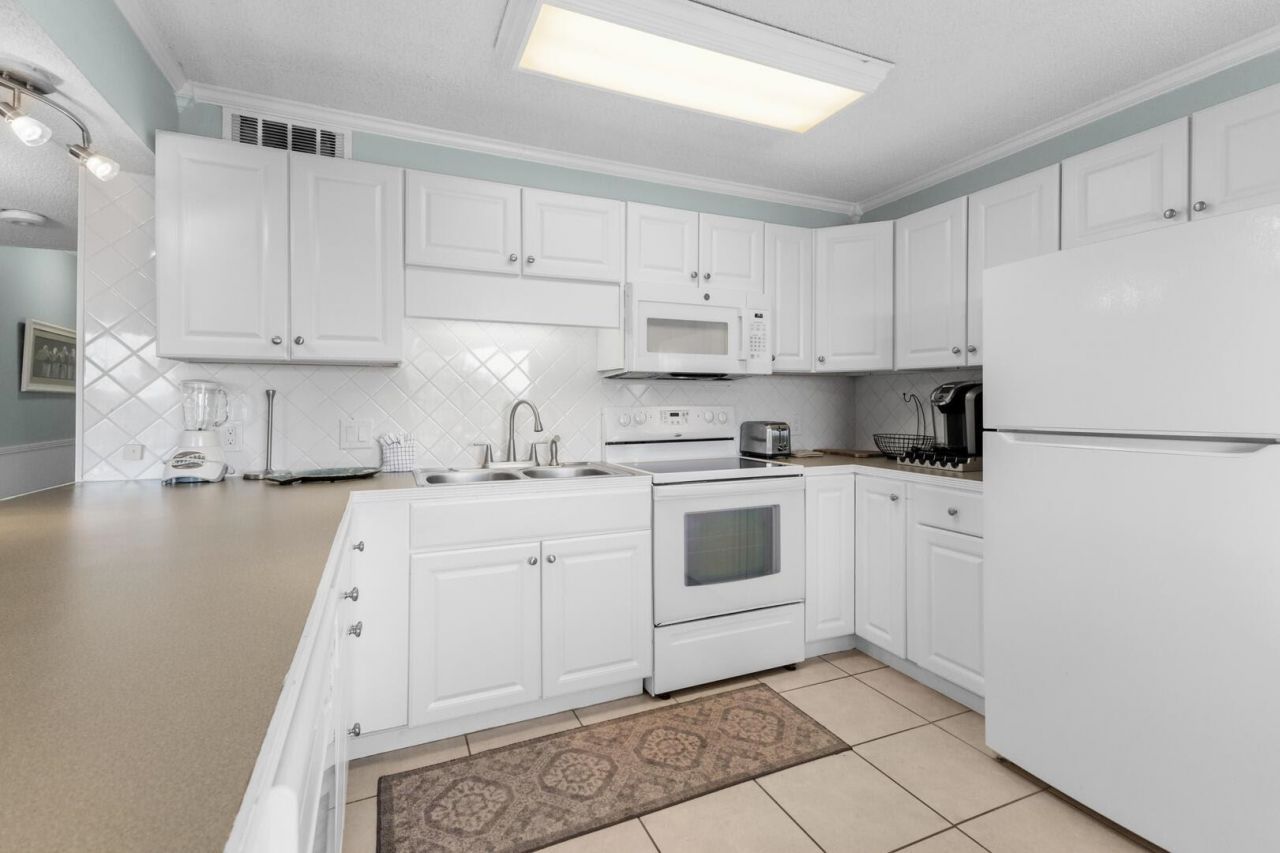 5905 S Kings Hwy.  Photo 10