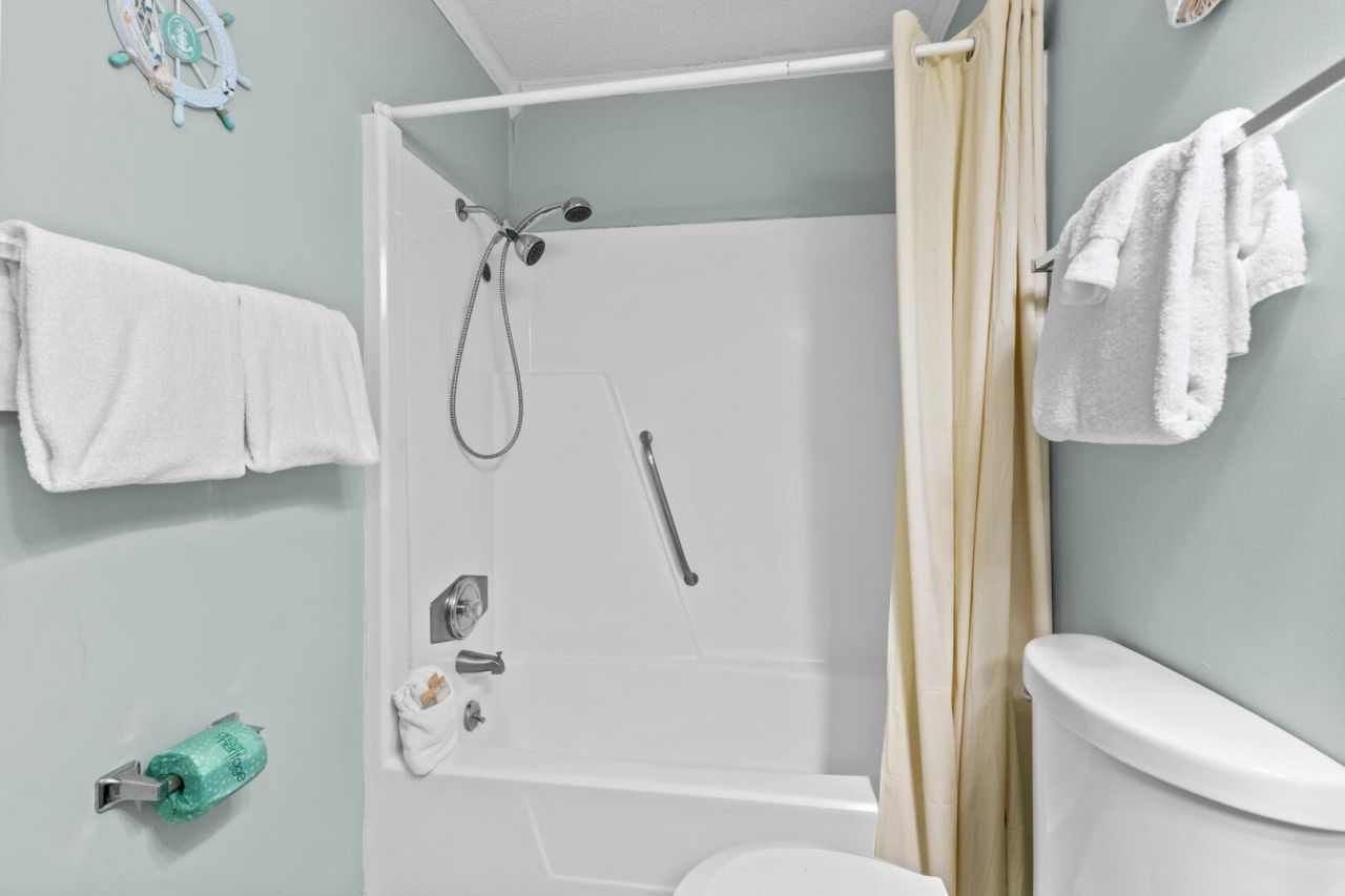 5905 S Kings Hwy.  Photo 20