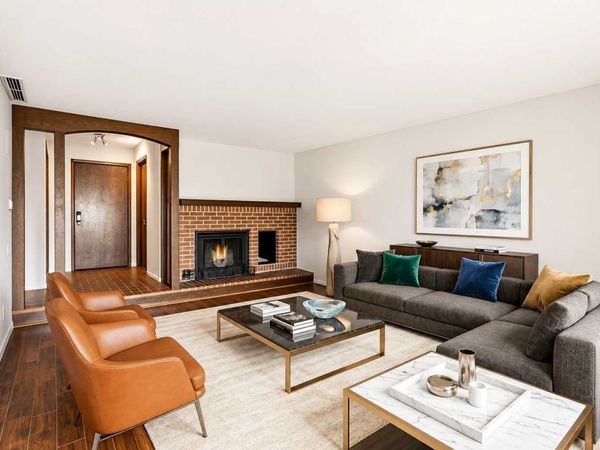 6115 Lincoln Drive, Unit 152, Edina, MN 55436