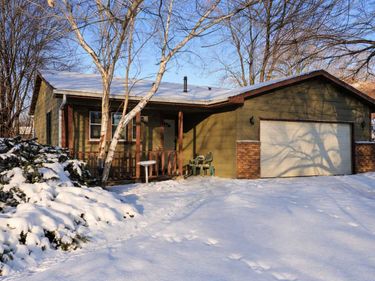 2808 81st Avenue N, Brooklyn Park, MN 55444